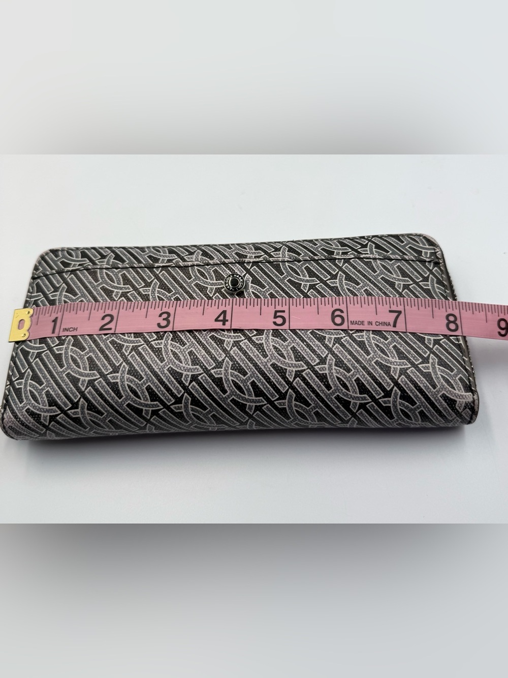 Cole Haan Gray And Black Leather All Over Monogram Print Zip-Around Long Wallet - Picture 4 of 5